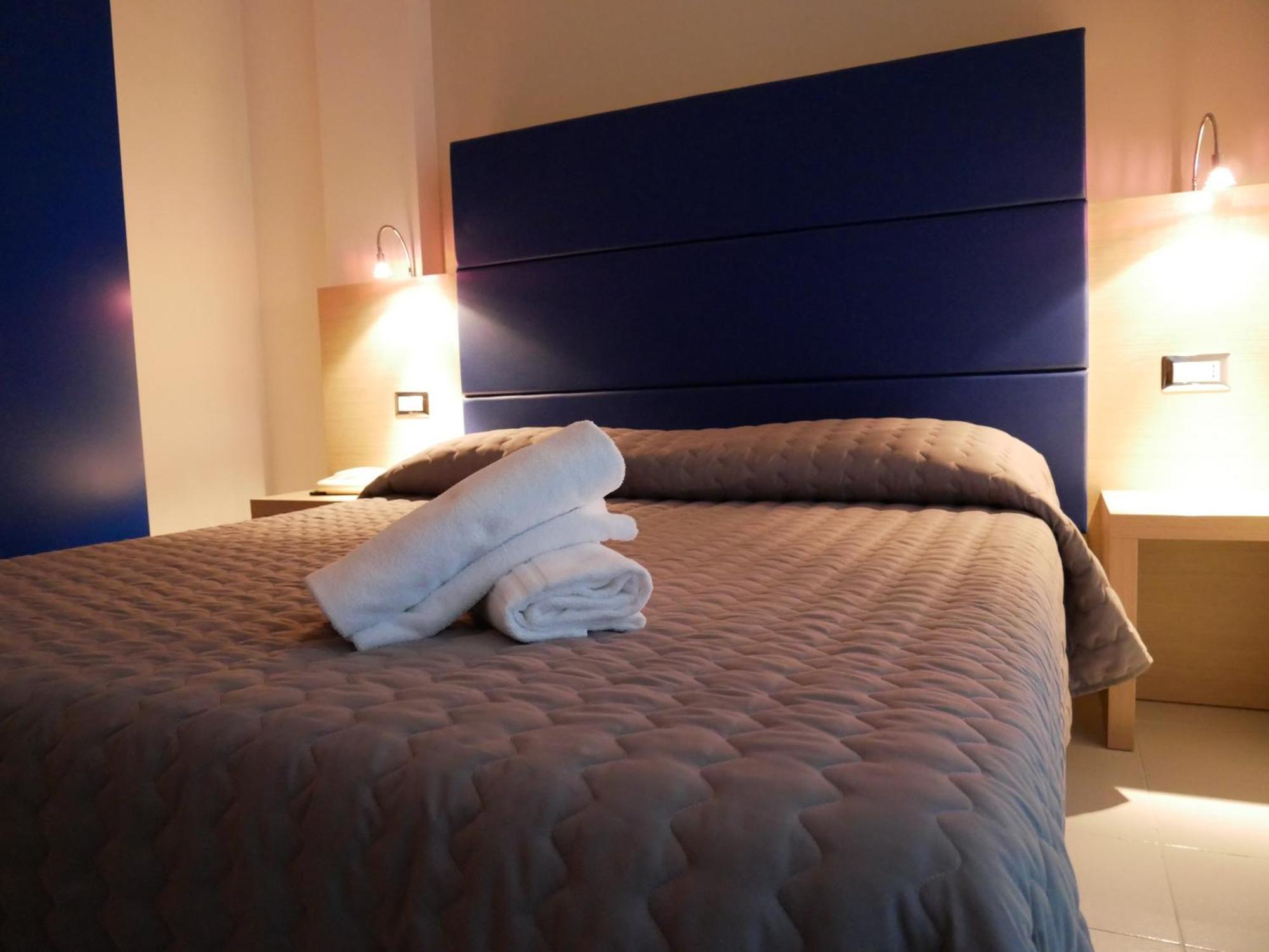 Hotel Kon Tiki Numana Zewnętrze zdjęcie